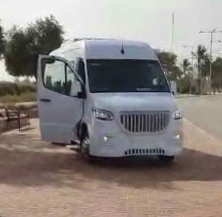 מיניבוס 30 מקומות במרכז