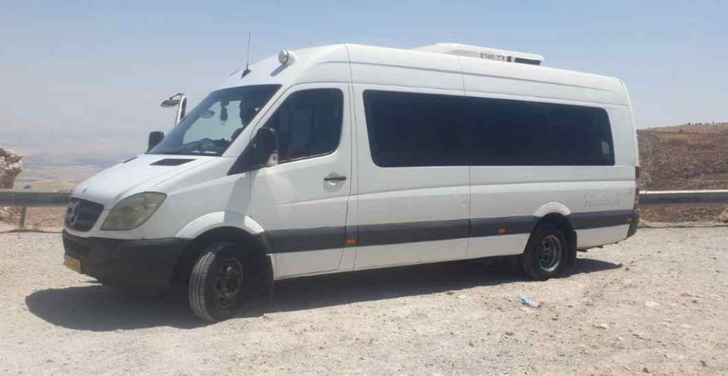 מיניבוס 30 מקומות מחיר